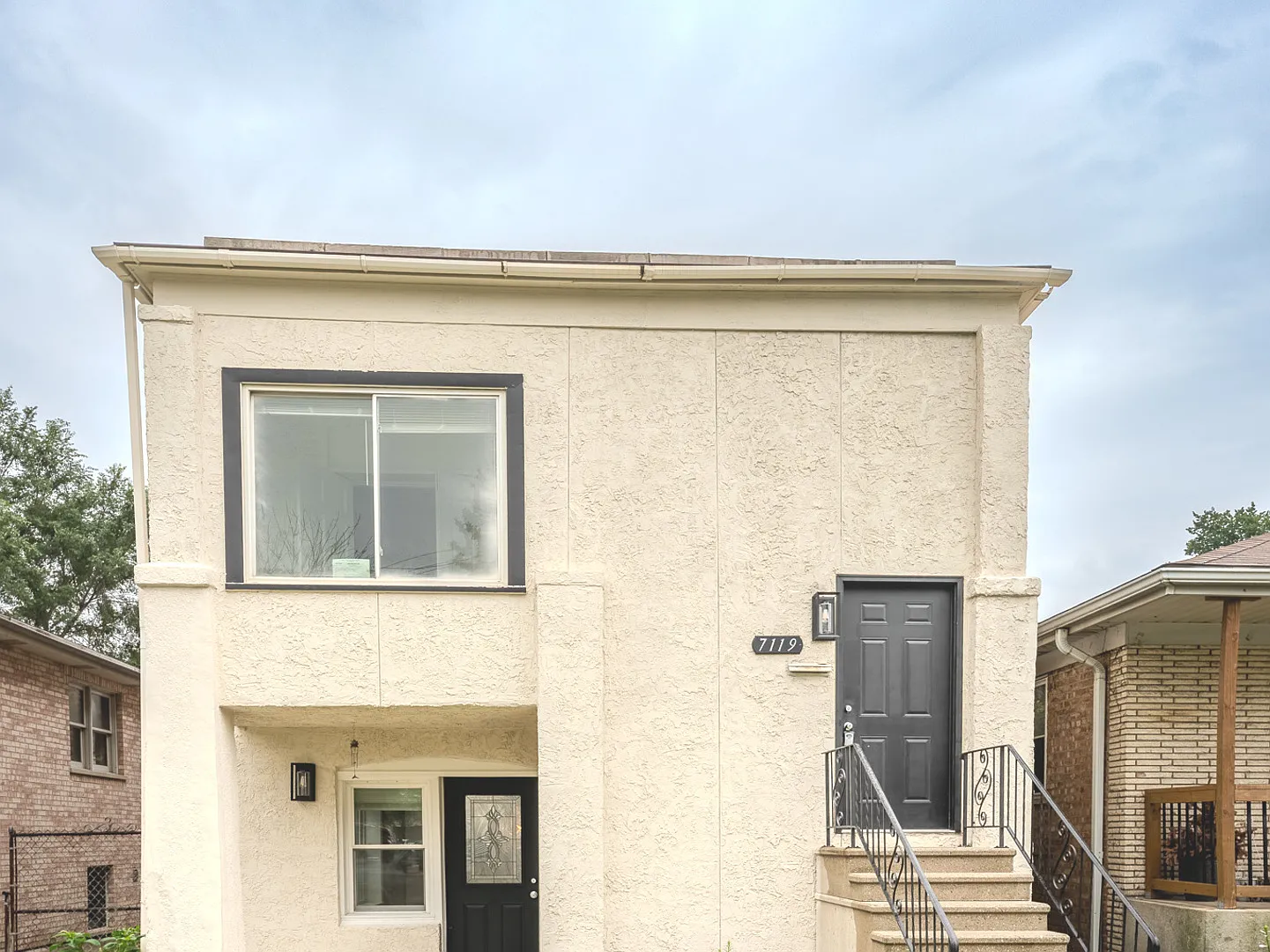4 bed, 2505 sqft, $3,750 — Photo 2
