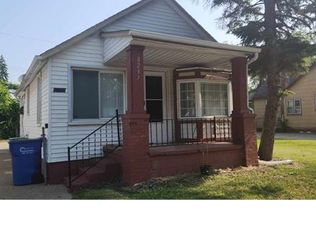 8237 Jackson Ave, Warren, MI 48089