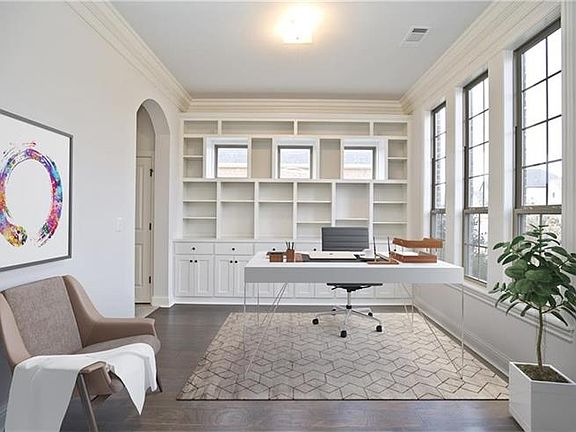 4th image of 1541 N Lexington Pl