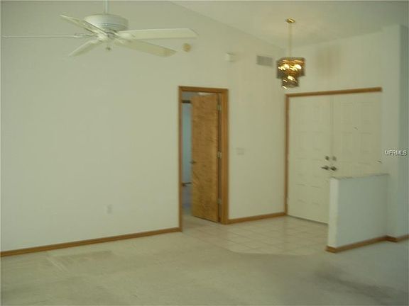 5th image of 12412 Smokey Dr