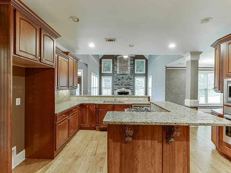940 Chateau Forest Rd — Photo 25