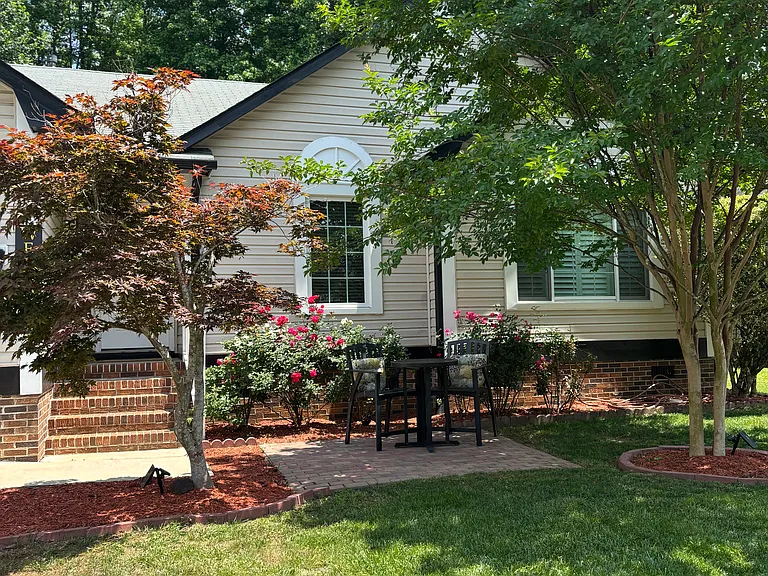 Berlander Ct — Photo 2