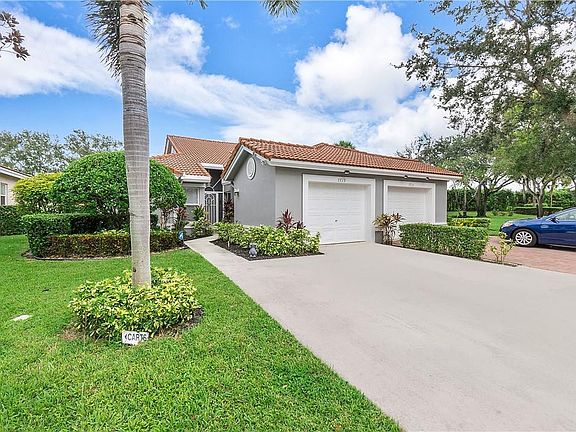 3rd image of 7719 Majestic Palm Drive #7719