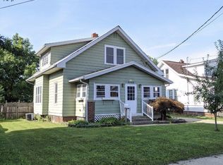 2402 W Rohmann Ave, Peoria, IL 61604