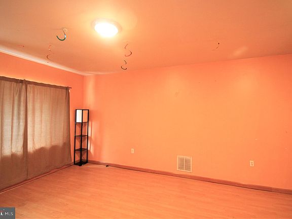 3rd image of 2638 S Hutchinson St