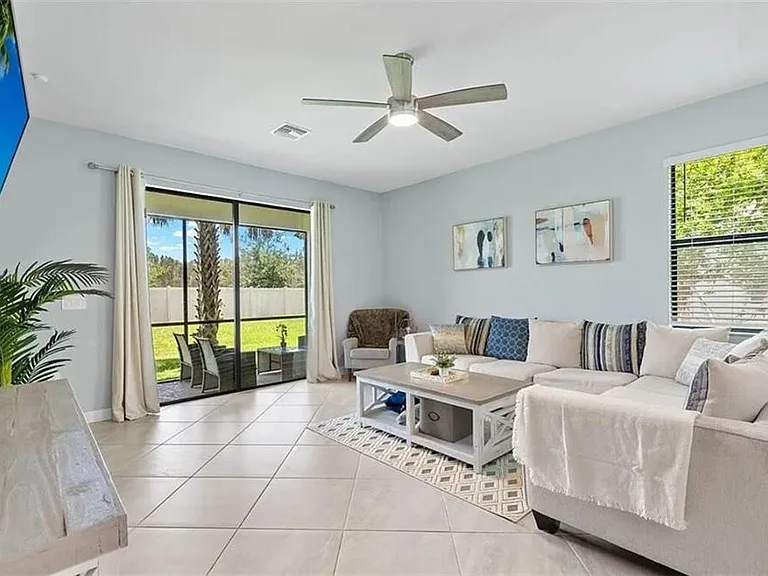 14129 Pine Lodge Ln — Photo 5