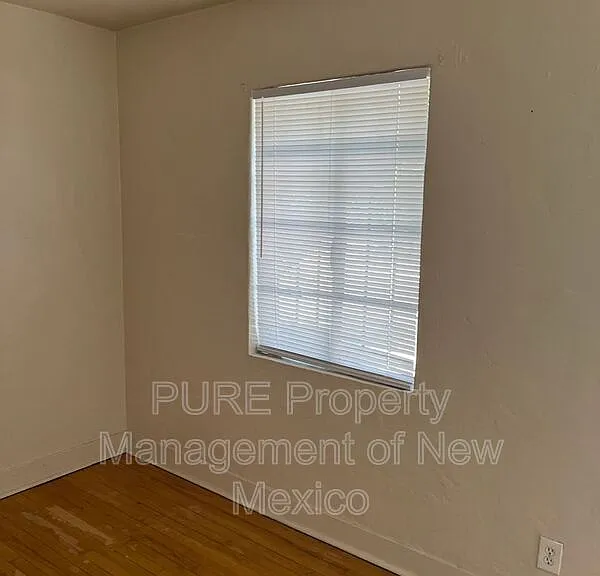 124 Aliso Dr NE #6 — Photo 3