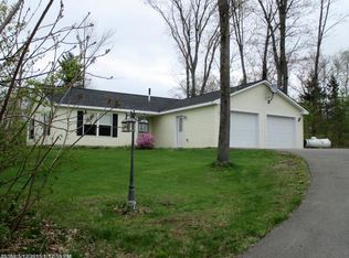 12 Eric Rd, Vassalboro, ME 04989