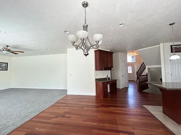 5665 W Piney View Ct