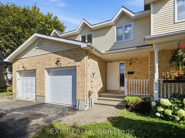 17 Kathleen Cres, Ottawa, ON K2S 1L5