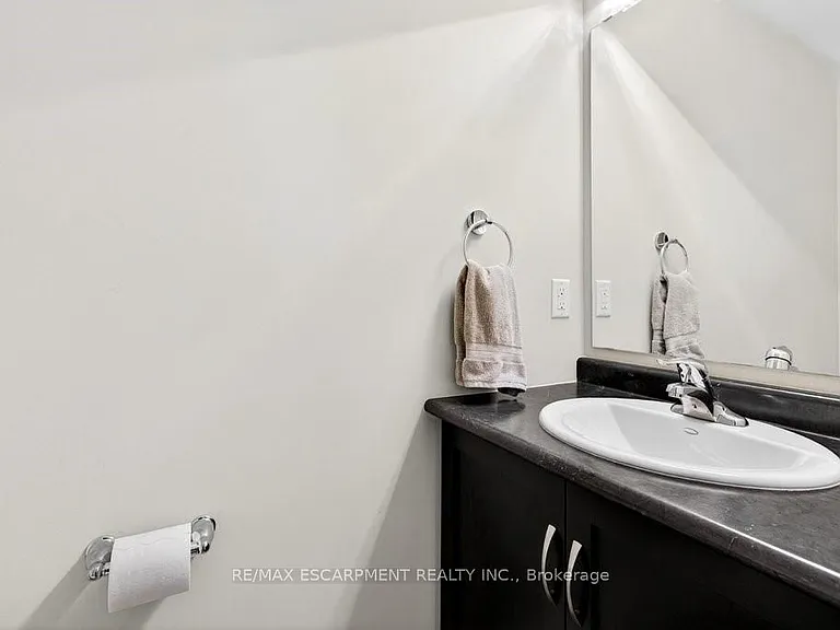 377 Glancaster Rd #16 — Photo 24