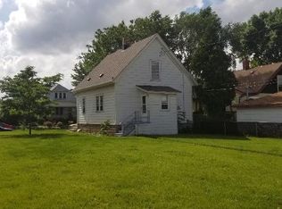 2208 S 55th St, West Allis, WI 53219