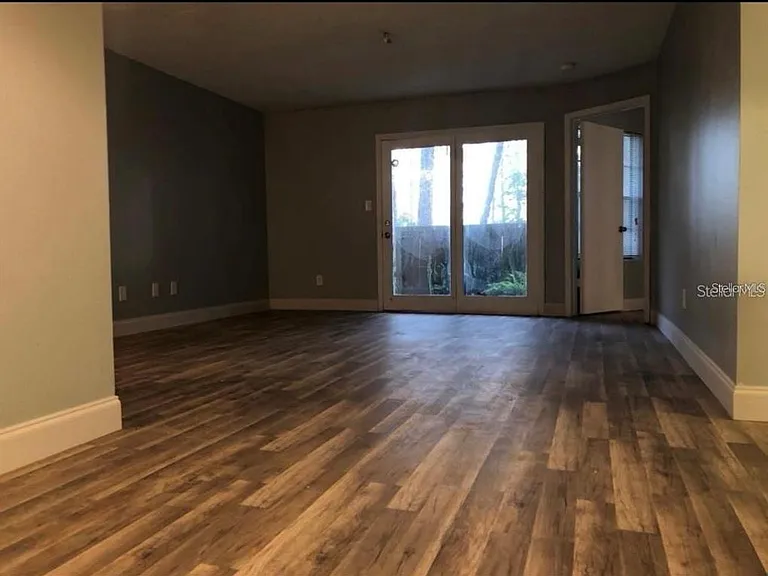 199 Afton Sq #107 — Photo 7