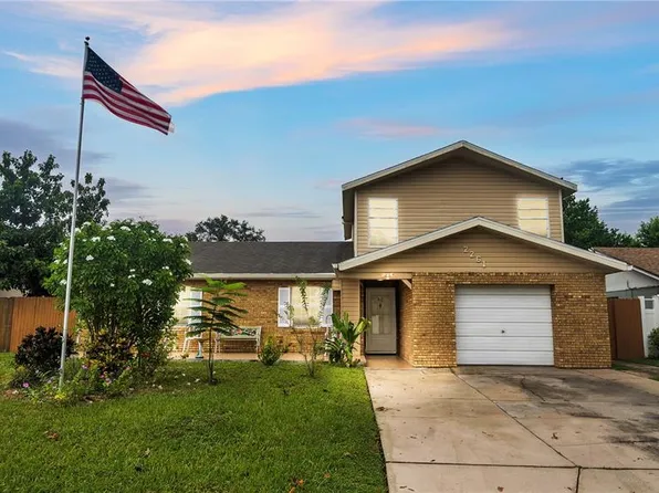 2261 Honeycomb Ln, Lakeland, FL 33801