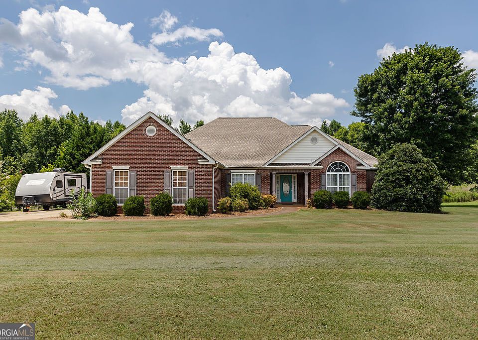 1st image of 120 River Park Cir