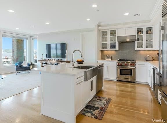 5th image of 45 Hudson View Way APT 205