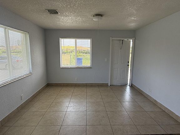 2nd image of 2820 Avenue S APT 8