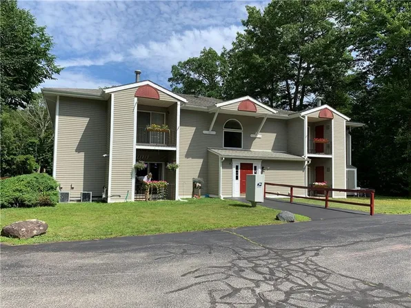 69 Kennedy Ln #3, Harrisville, RI 02830