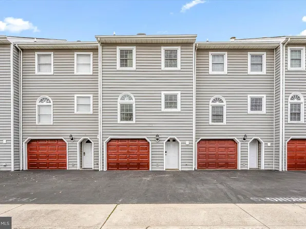 404 143rd St #301, Ocean City, MD 21842