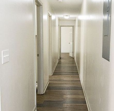 5th image of 2309 Wheeler Ave Unit A