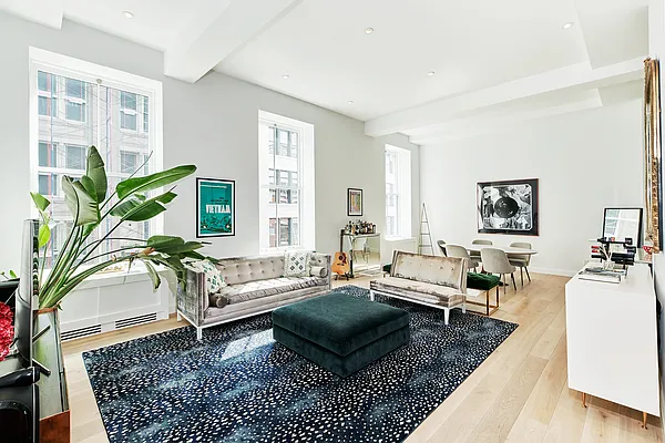 Rented by Compass | media 13