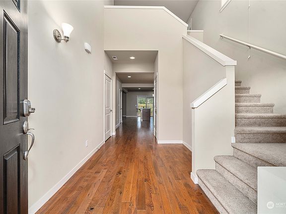 3rd image of 3359 52nd Avenue E