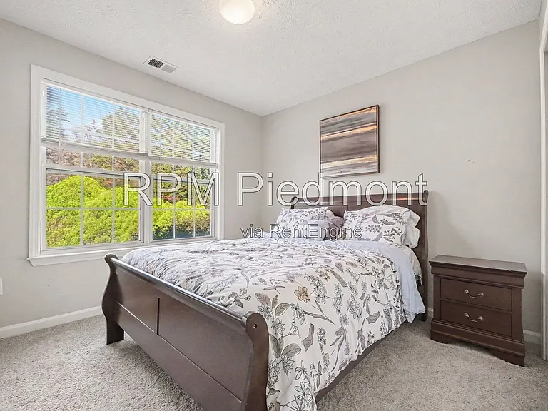 550 Claudel Ct SW — Photo 19