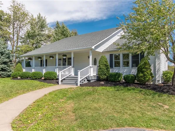 6325 Utley Rd, Akron, NY 14001