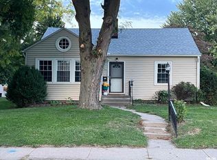 2111 16th St, Rock Island, IL