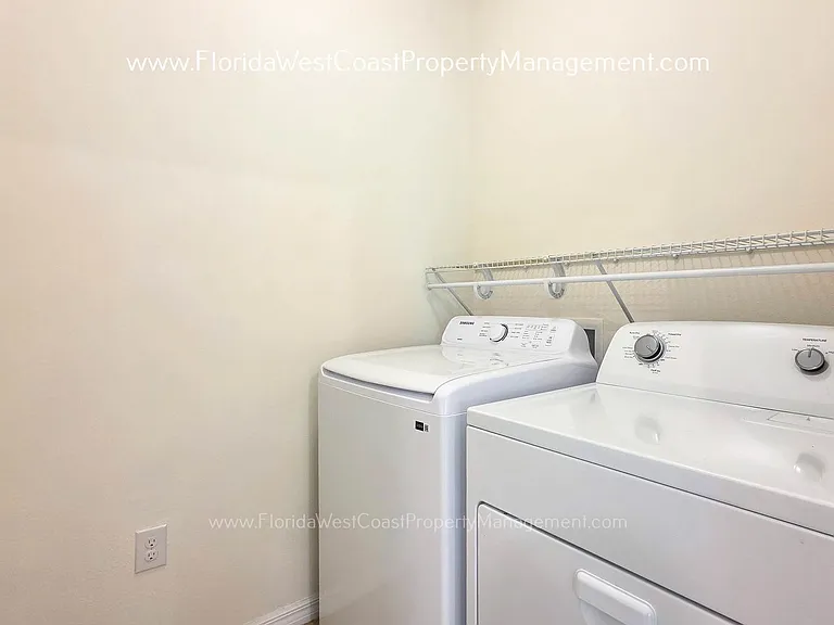 2836 Greenleaf Ter — Photo 37