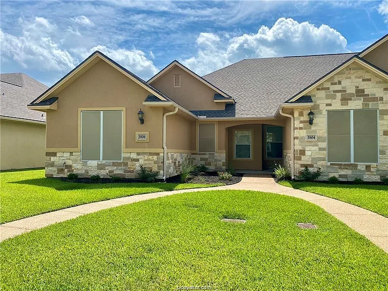 3806 Blackhawk Ln — Photo 12
