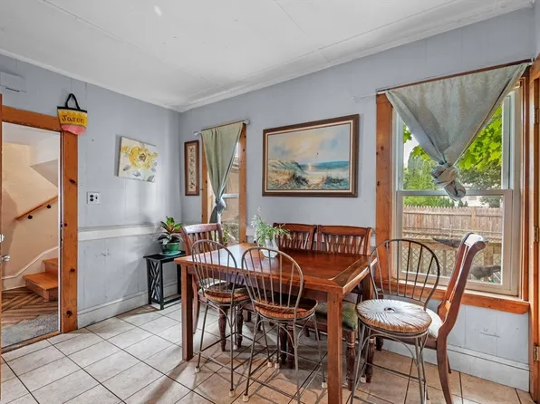 686-686 Boston St #A, Lynn, MA 01905