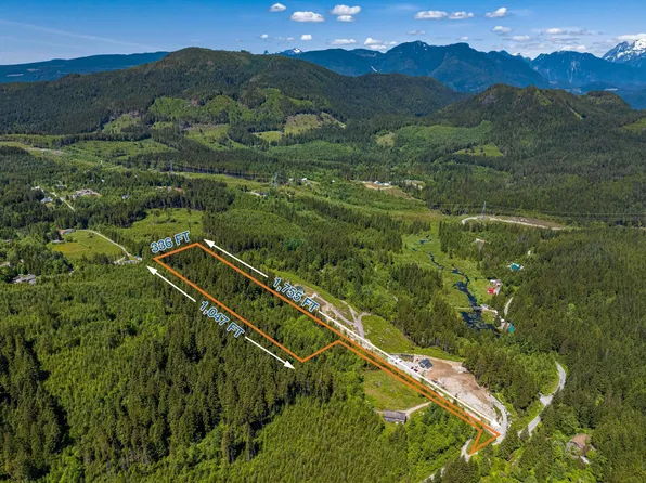 13045 Cardinal St, Mission, BC V4S 1L3