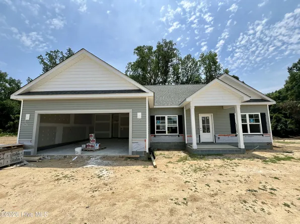 308 Creeks Edge Drive, Pikeville, NC 27863