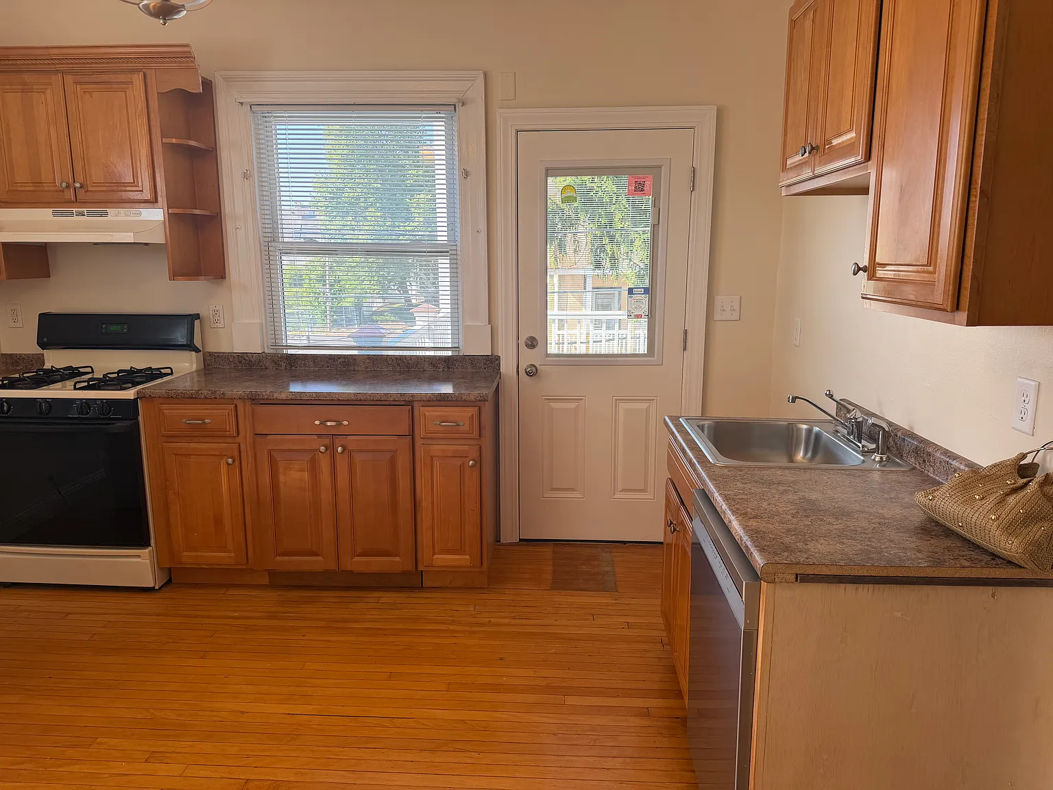 Hastings St, West Roxbury — Photo 3