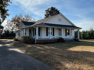 2811 Locust Hill Rd, Taylors, SC 29687