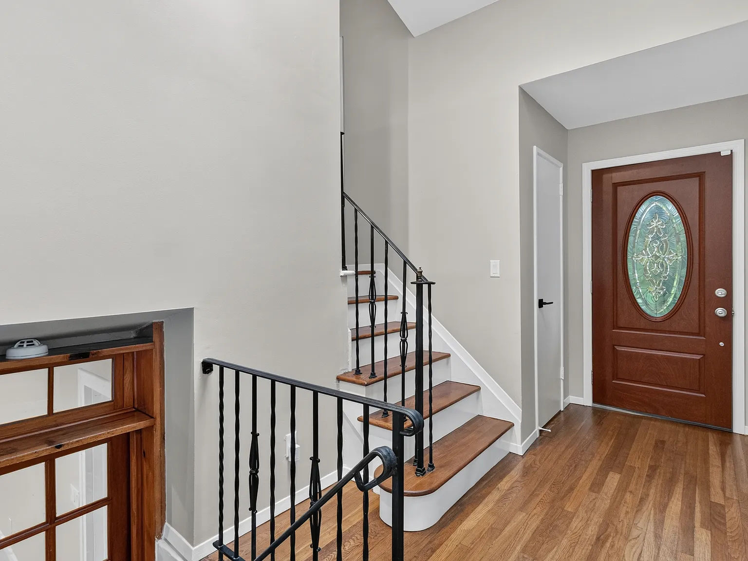 3 bed, 1644 sqft, $5,000 — Photo 2