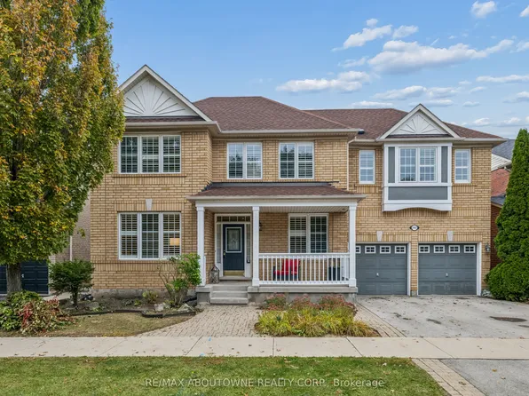 2163 Blackforest Cres, Oakville, ON L6M 4T7