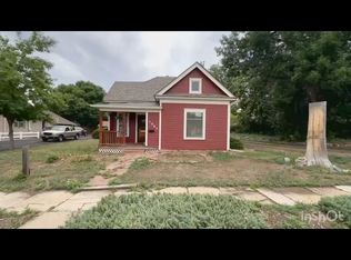 1037 N Cleveland Ave, Loveland, CO 80537