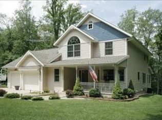 7282 Hampstead Ln, Portage, MI 49024