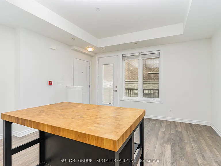 3580 Lake Shore Blvd W #16 — Photo 10