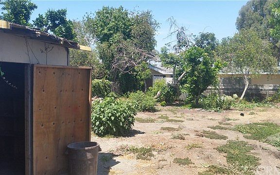 2nd image of 8692 Amy Ave