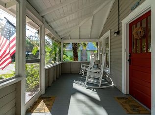 310 27th St W, Bradenton, FL 34205