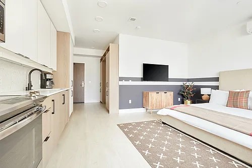 Floor plan 204