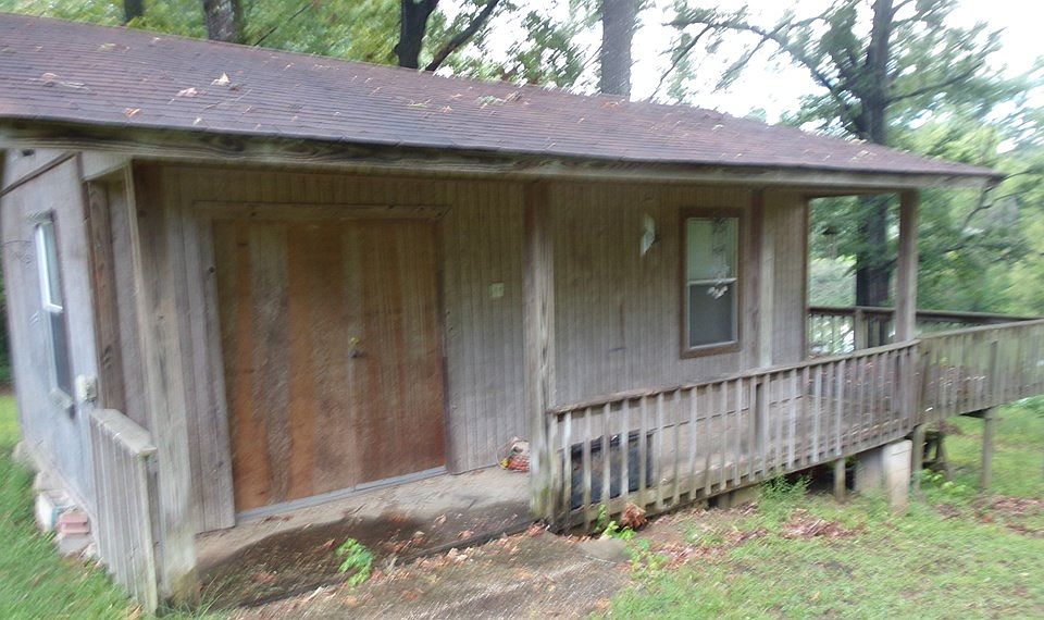 2nd image of 117 Linda Dr