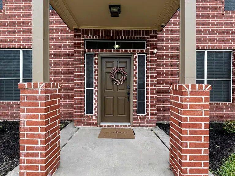 14190 Brushwood Dr — Photo 41