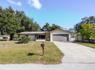 1971 Atlantis Dr, Clearwater, FL 33763