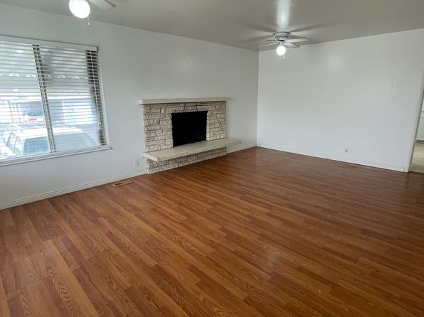 296 W Pages Ln APT 1