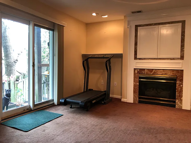 4105 Cherry Hill Rd — Photo 30
