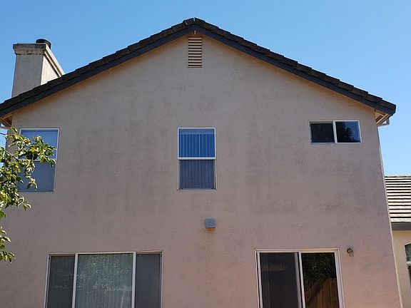 4th image of 5217 Wadsworth Ct